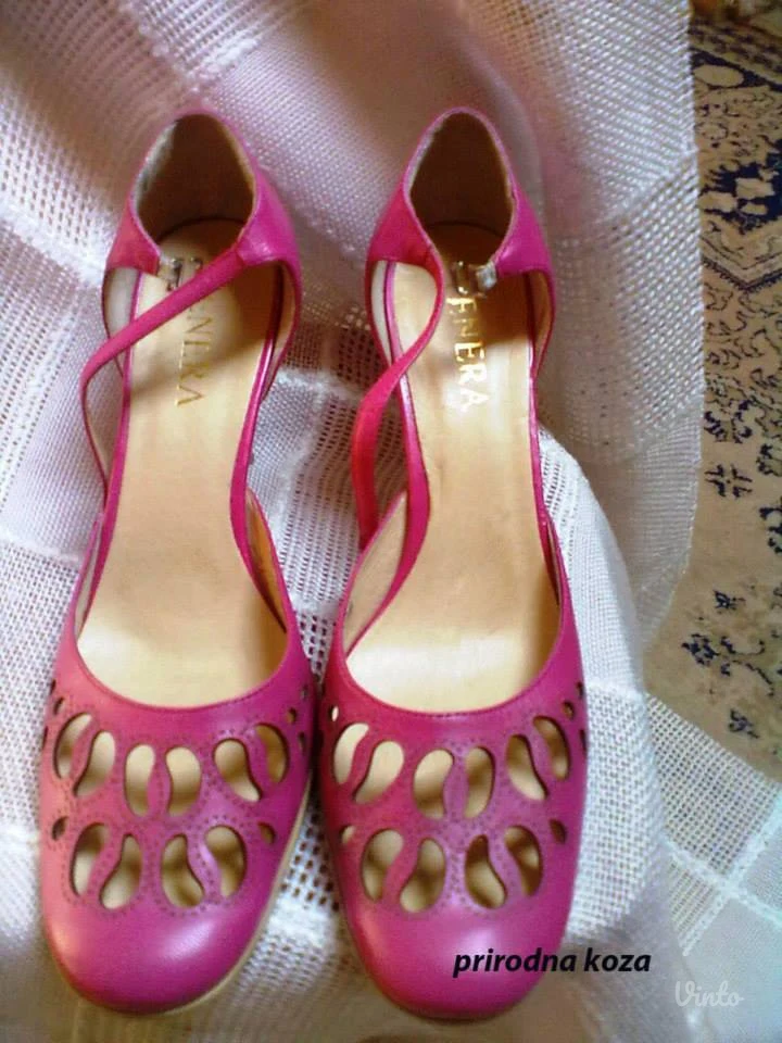 sandale 39 nove stikla pluta
