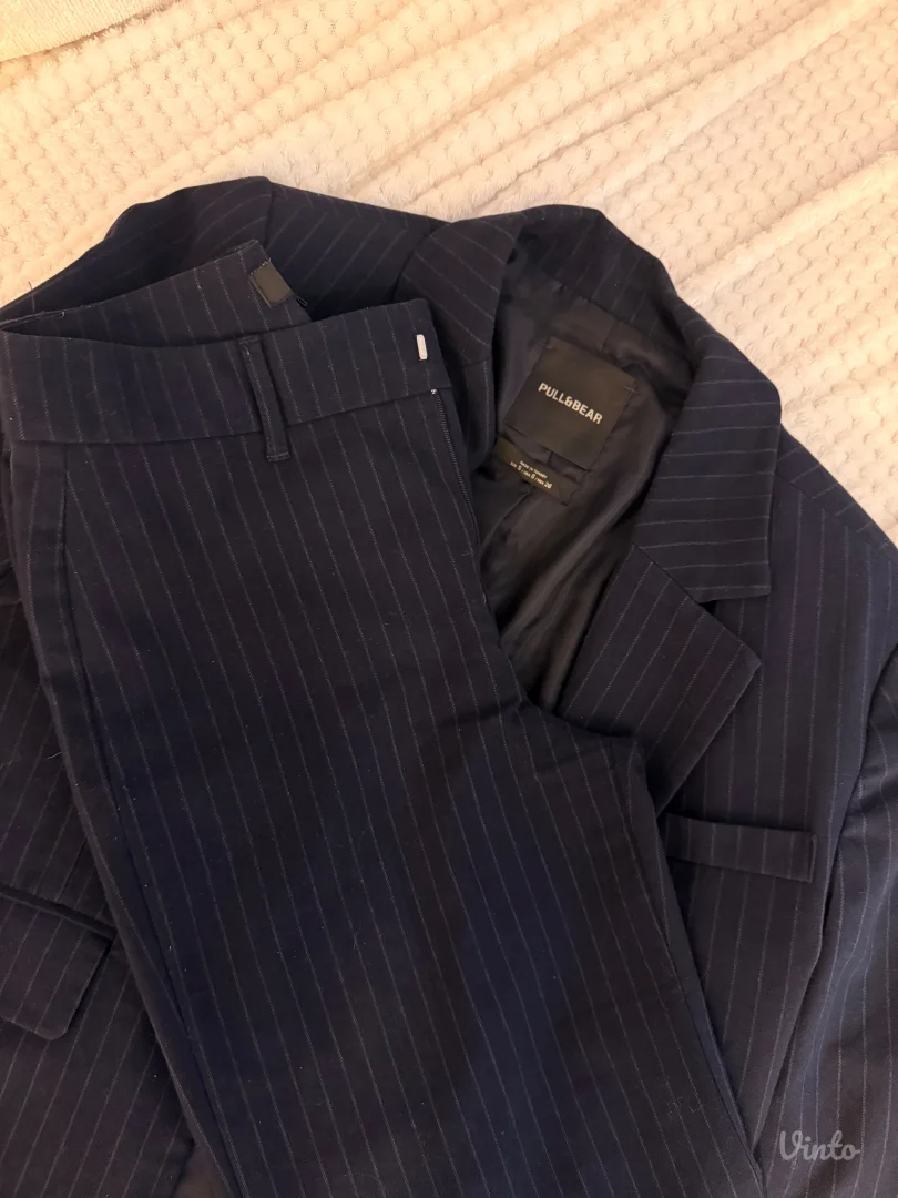 Pull&Bear - Odelo