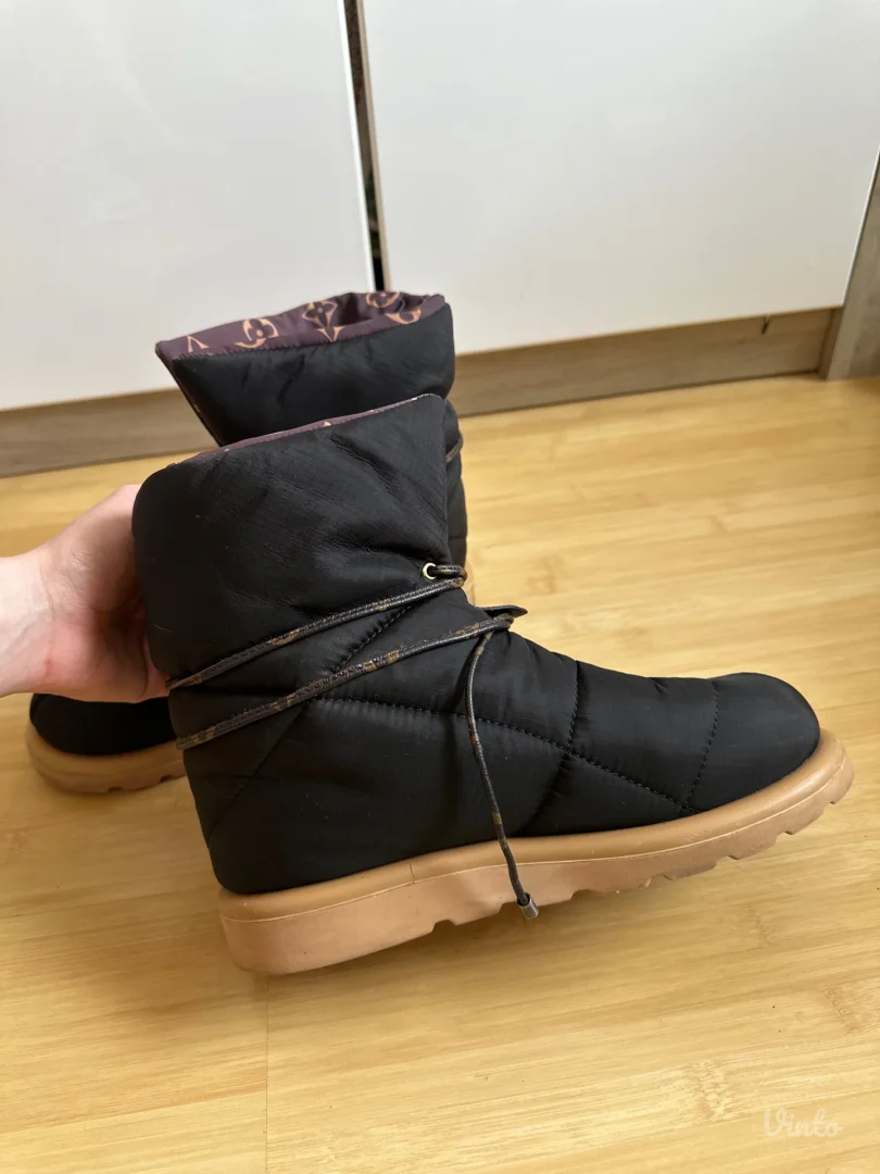 Louis Vuitton cizme za sneg