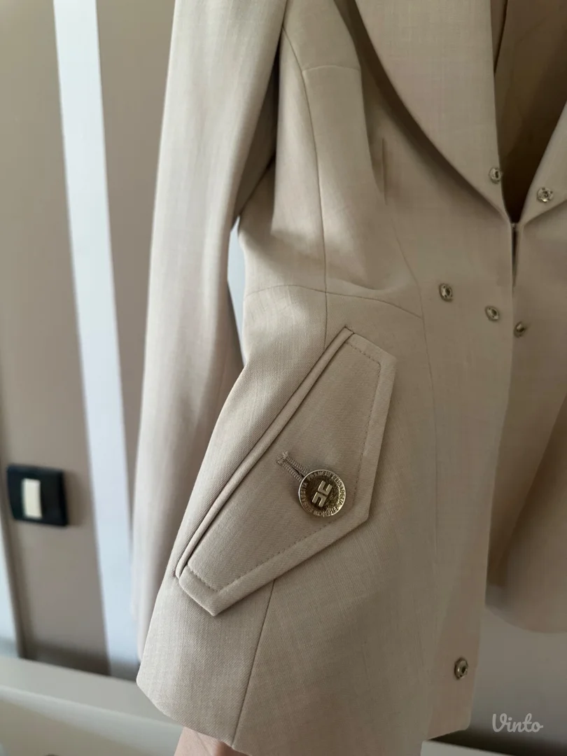 Elisabetta Franchi sako