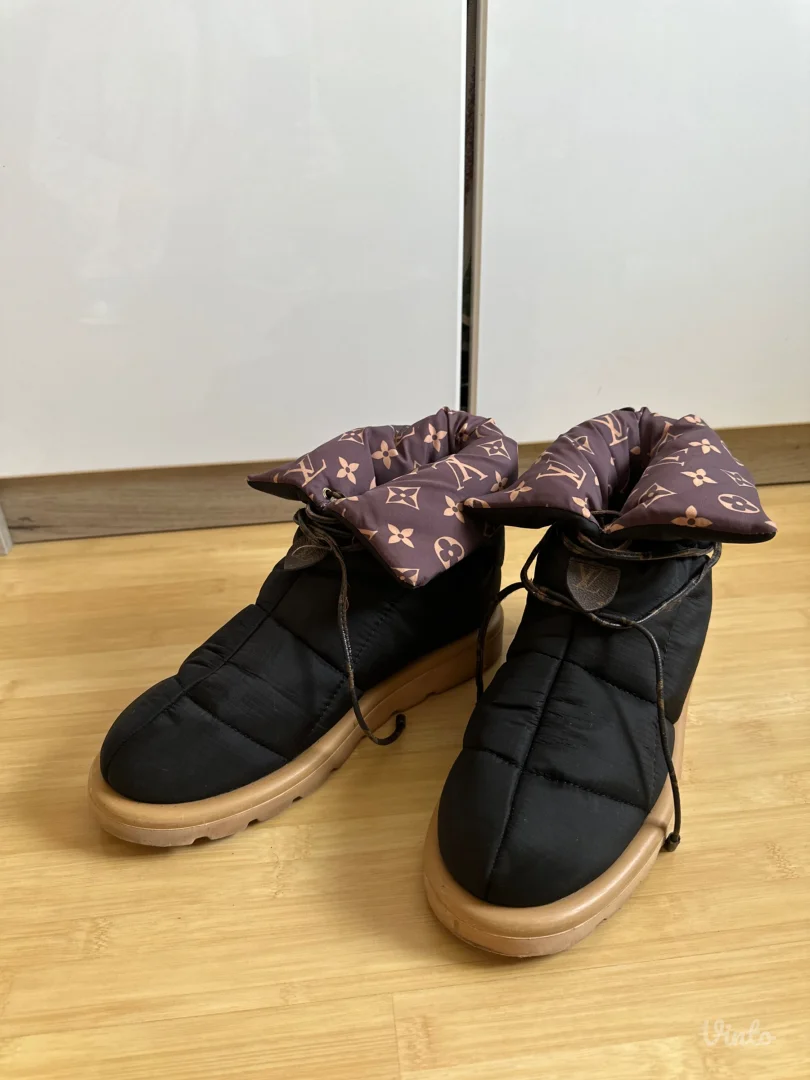 Louis Vuitton cizme za sneg