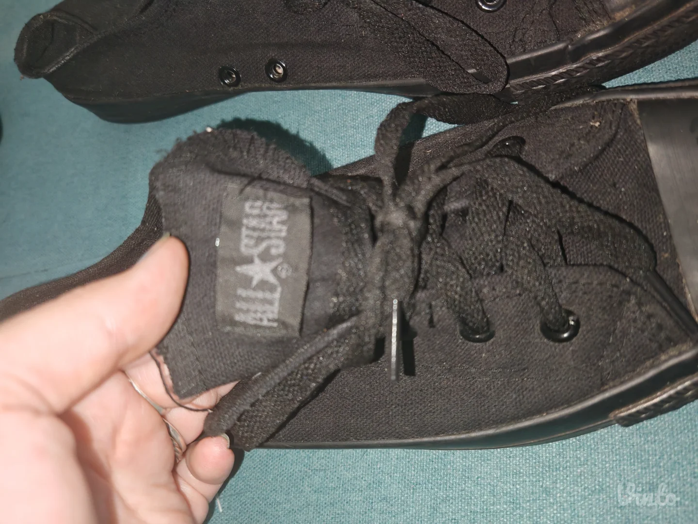 Converse crne plitke patike