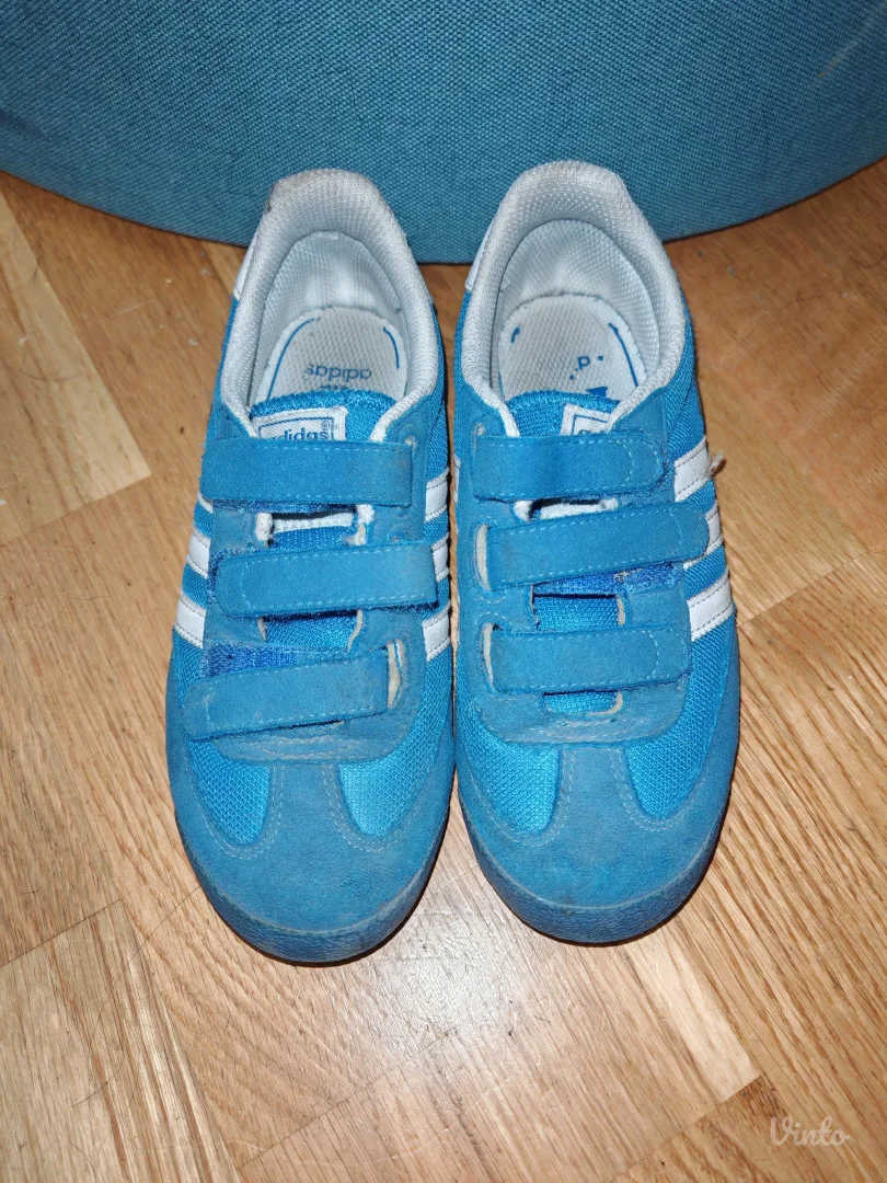 Adidas patike 33