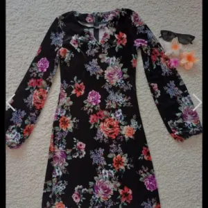 cvetna plišana haljina