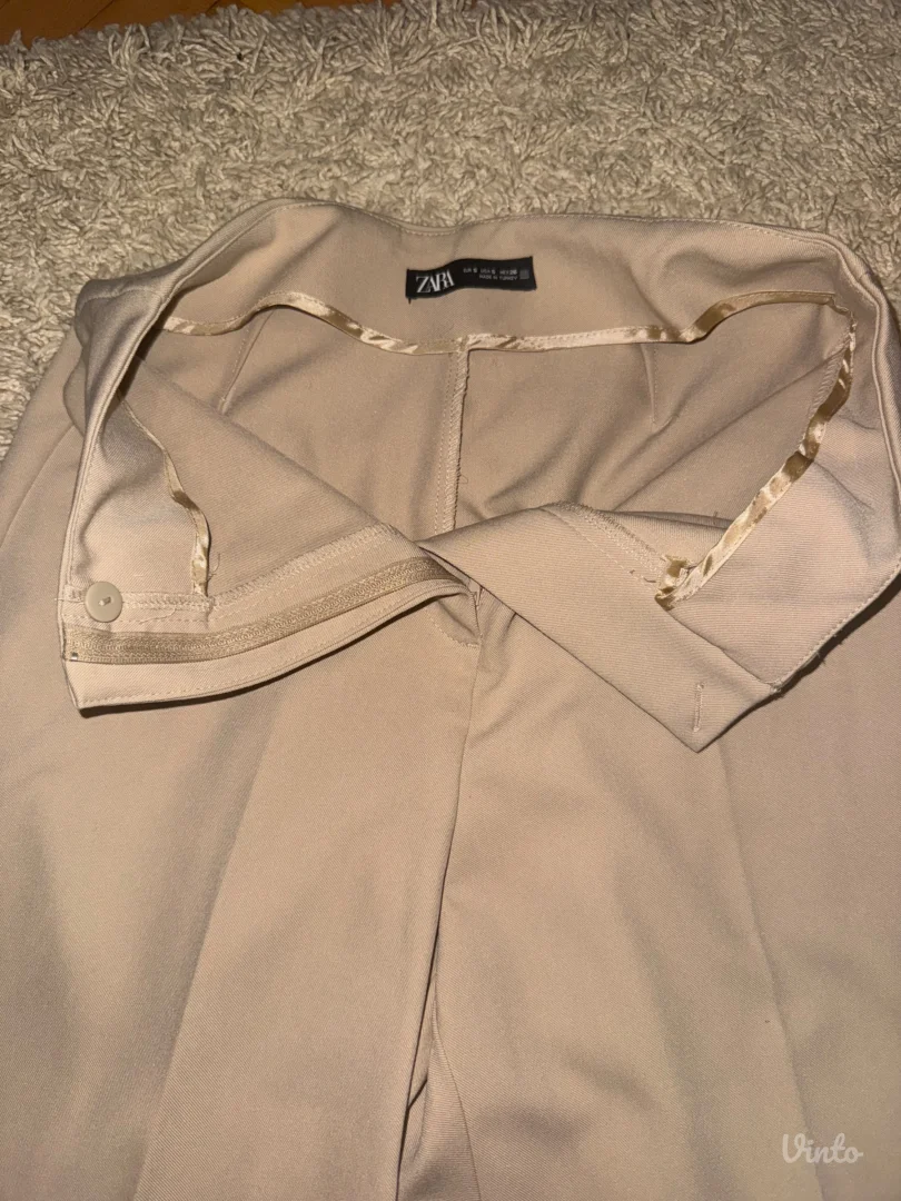 Zara pantalone