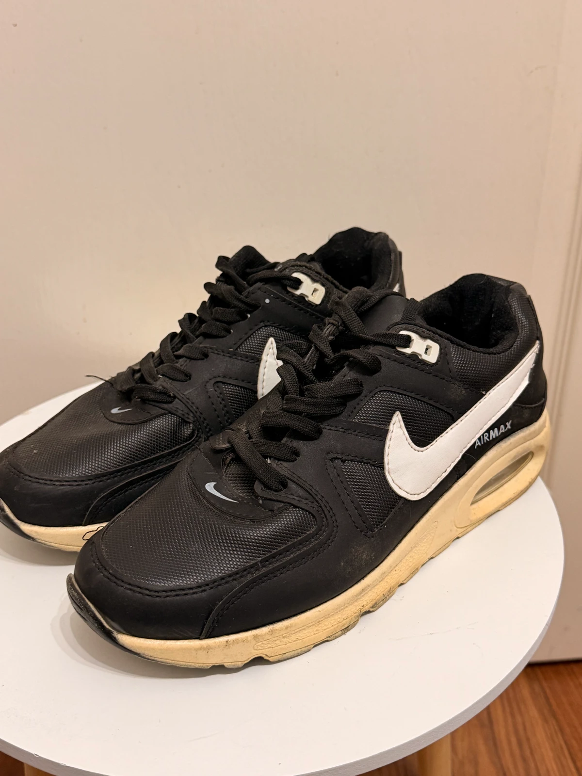 Nike Air Max Command (crno bele)