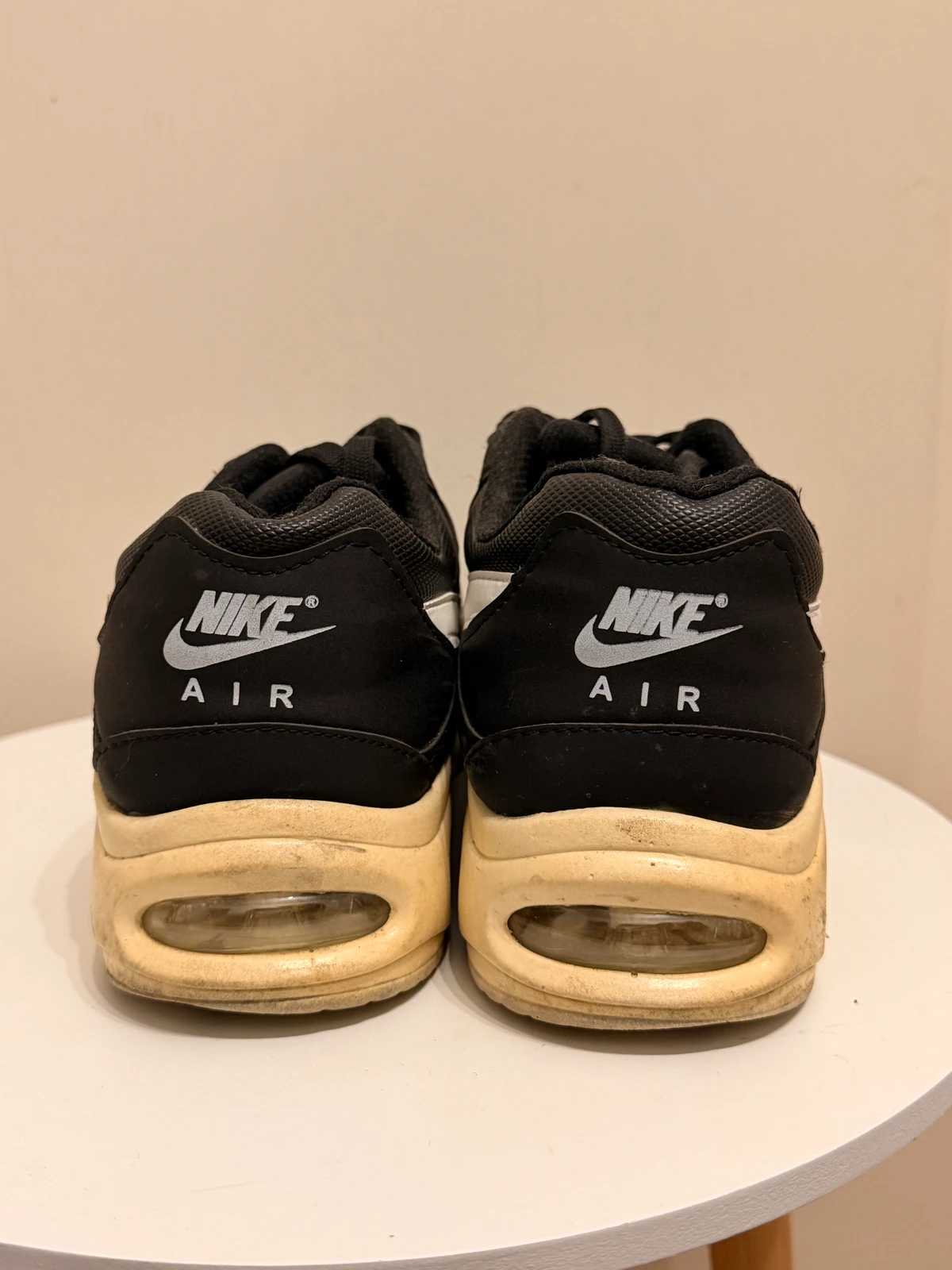 Nike Air Max Command (crno bele)