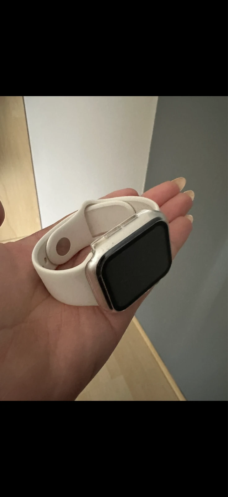 Apple Watch SE gen 2 40mm starlight