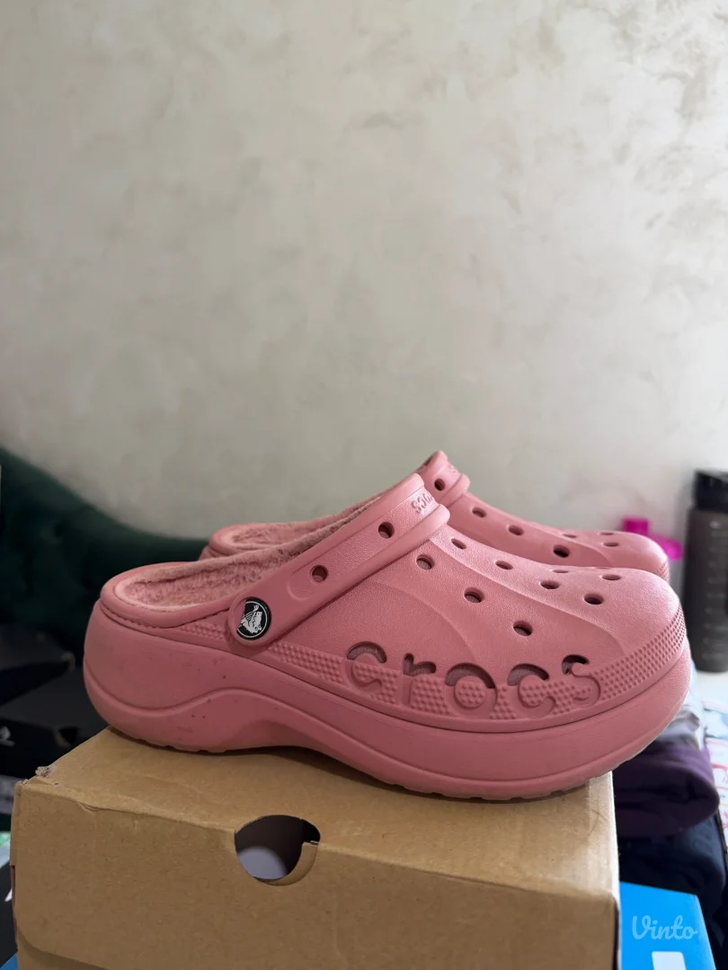 Crocs