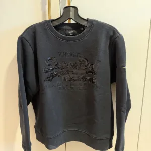 SuperDry duks