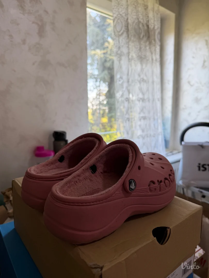 Crocs