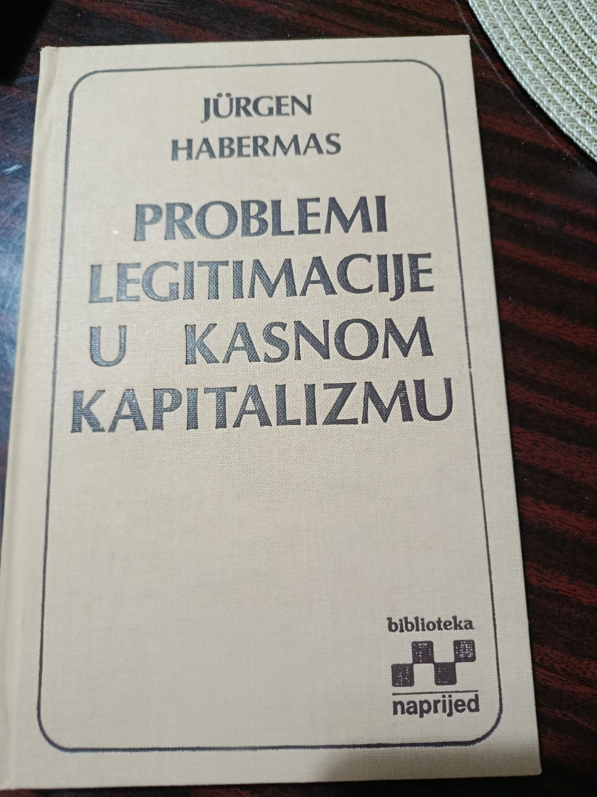Komplet knjiga