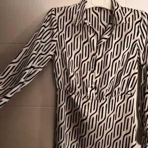 Reserved - ženska haljina