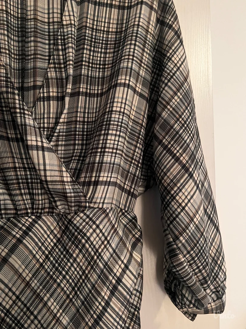 Zara - karirana ženska haljinica