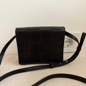 Bottega Veneta torbica