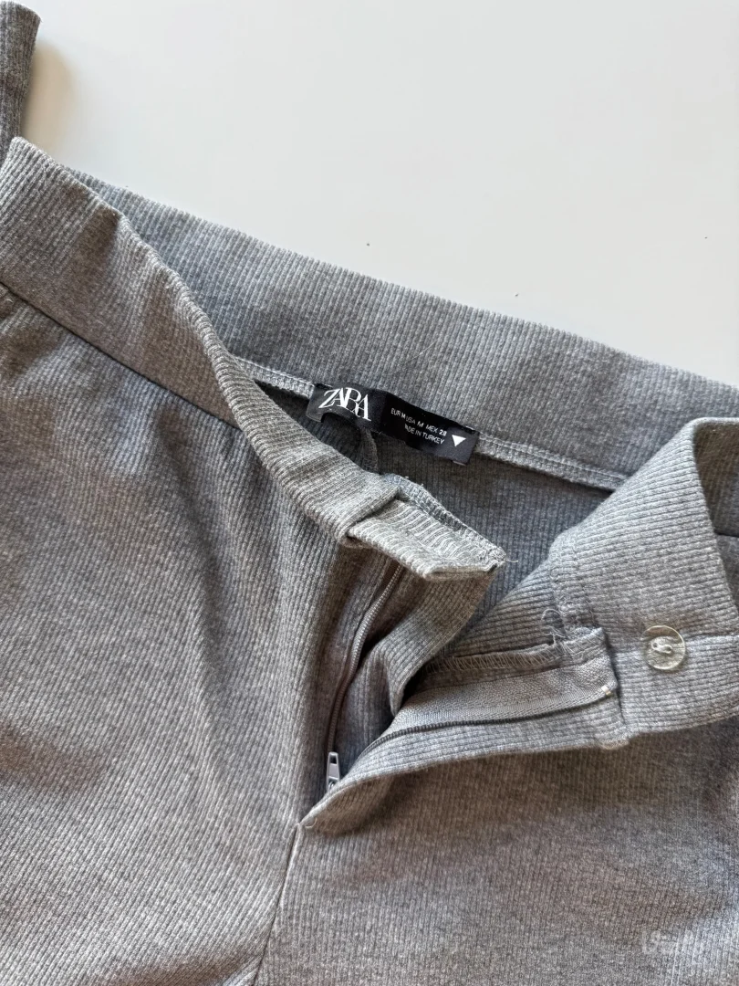 Zara pantalone