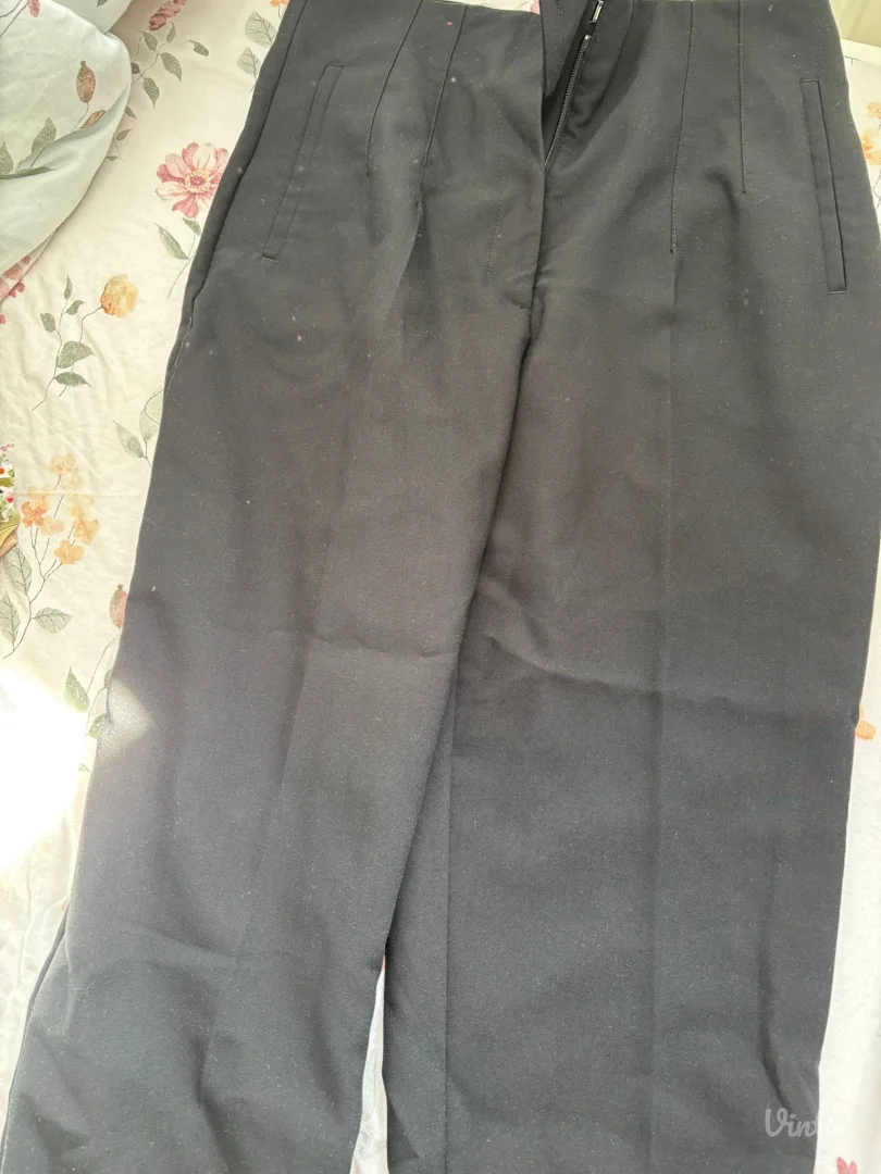 Zara pantalone