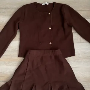 ZARA komplet – suknja i kardigan