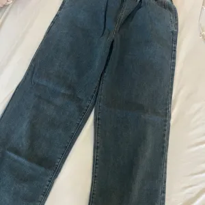 Plave ženske farmerke