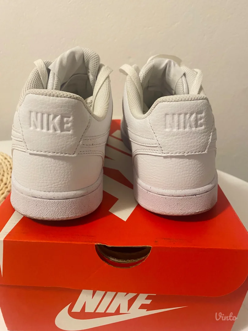 Muske Nike court vision patike