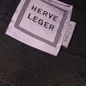 Herve Leger haljina