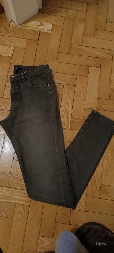 H&M-Ženske skinny farmerke tamno-maslinaste