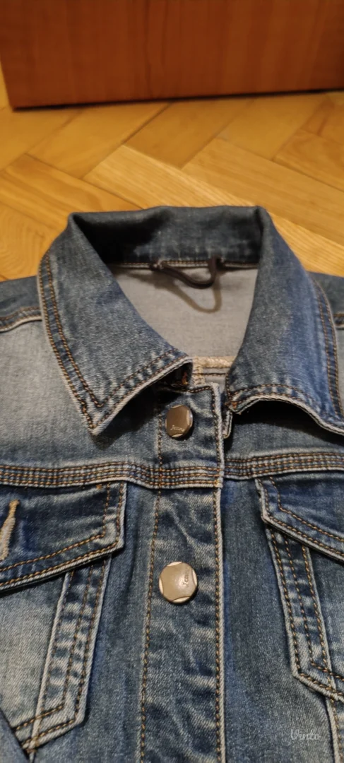 Teksas jakna ženska