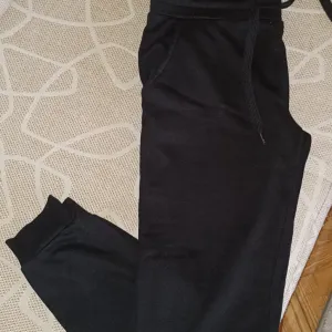 New Yorker -ženski donji deo trenerke