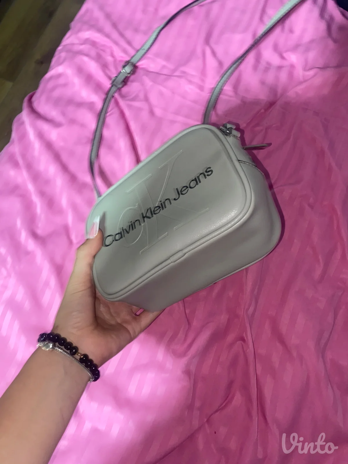 Calvin Klein torbica