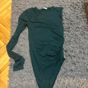 Zara body bez jednog rukava- poliamid