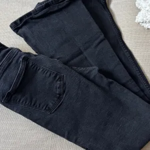 Lot 3 Zara viral farmerki