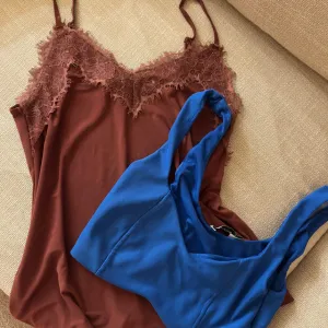 Lot 4 majice crop top