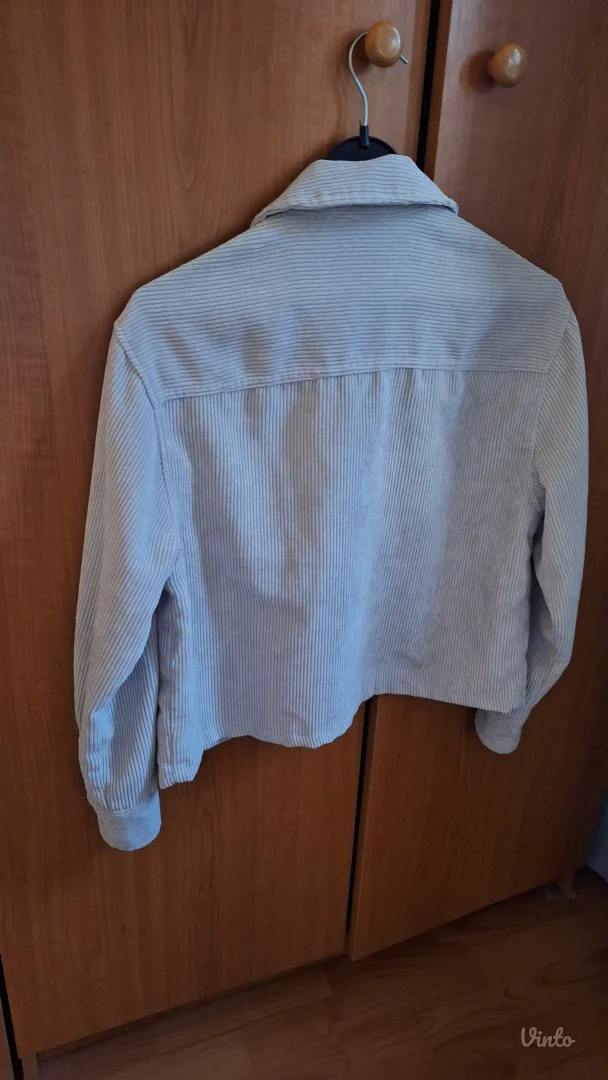 Stradivarius jaknica