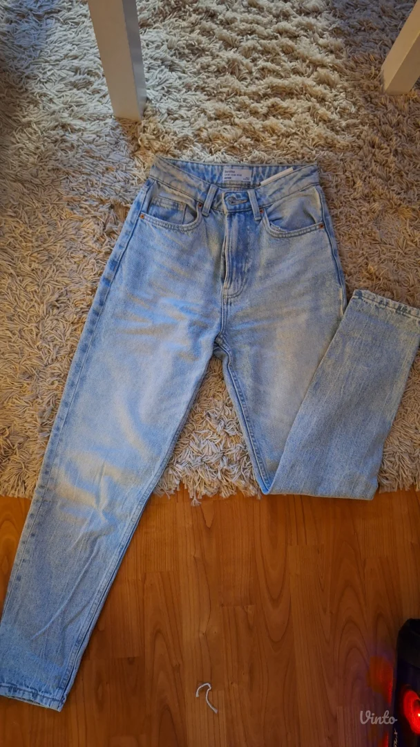 Bershka teksas pantalone