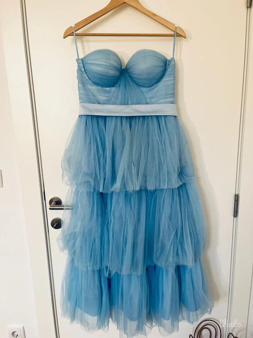 DiLine svečana haljina