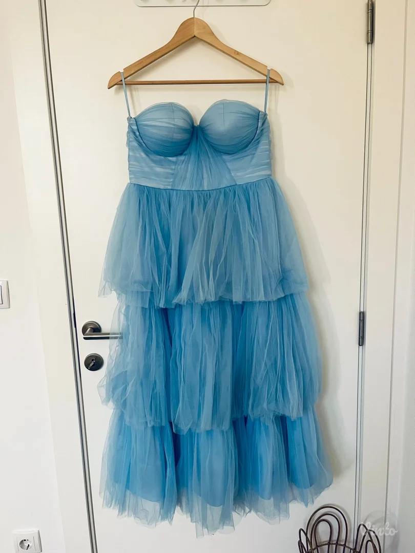 DiLine svečana haljina