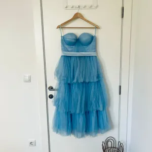 DiLine svečana haljina