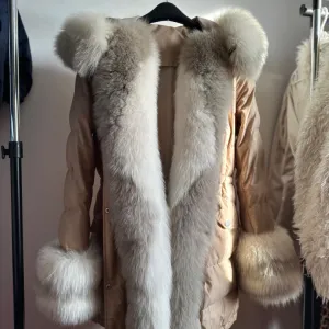 Jakna parka sa prirodnim krznom