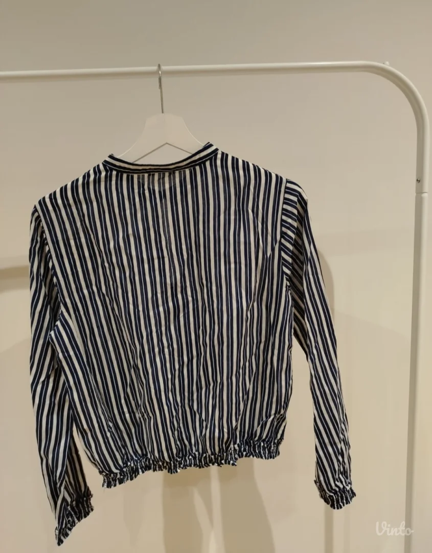 Benetton košulja na pruge