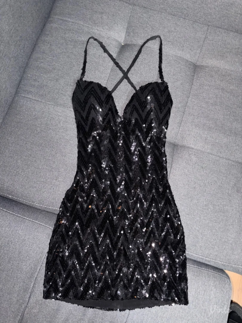 Haljina sa golim ledjima