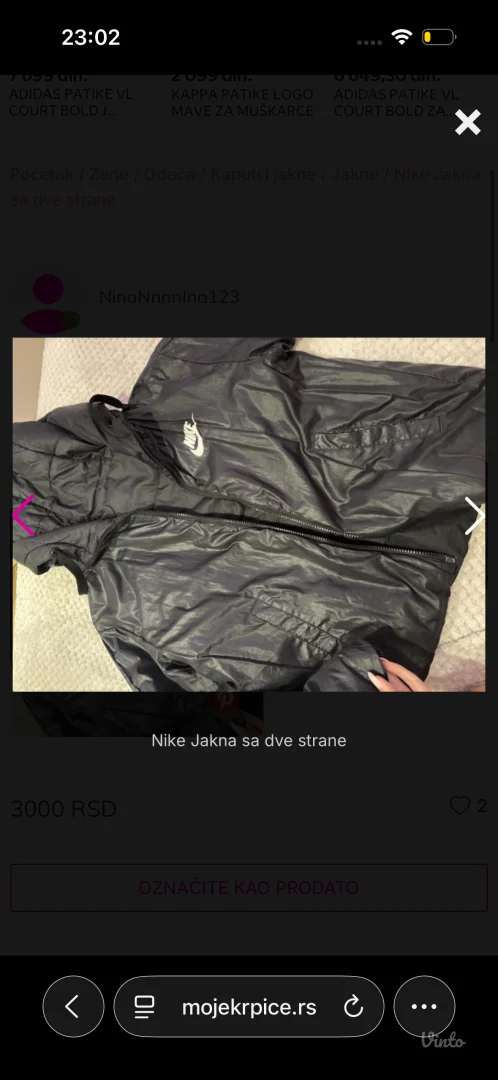 Nike - crna zenska jakna sa dve strane