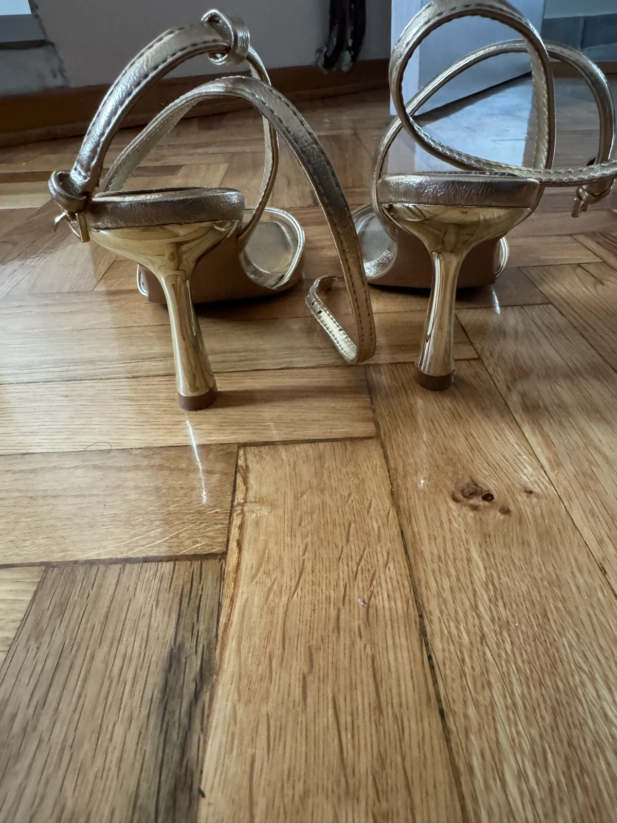 Stradivarius sandale 38 broj
