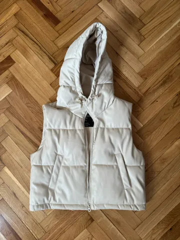 Stradivarius prsluk S velicina