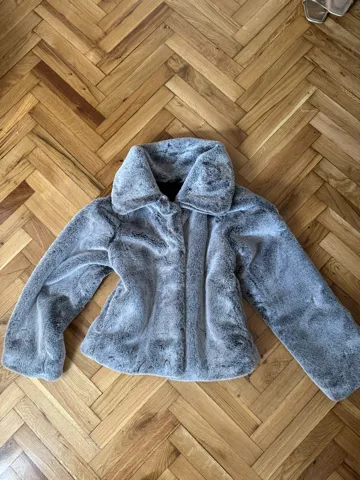 H&M bundica S velicina