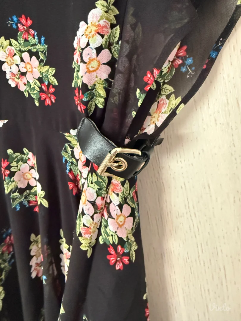 Guess cvetna haljina M