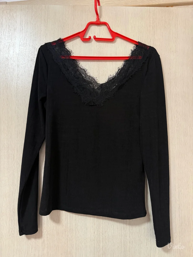 H&M elegantna bluza M