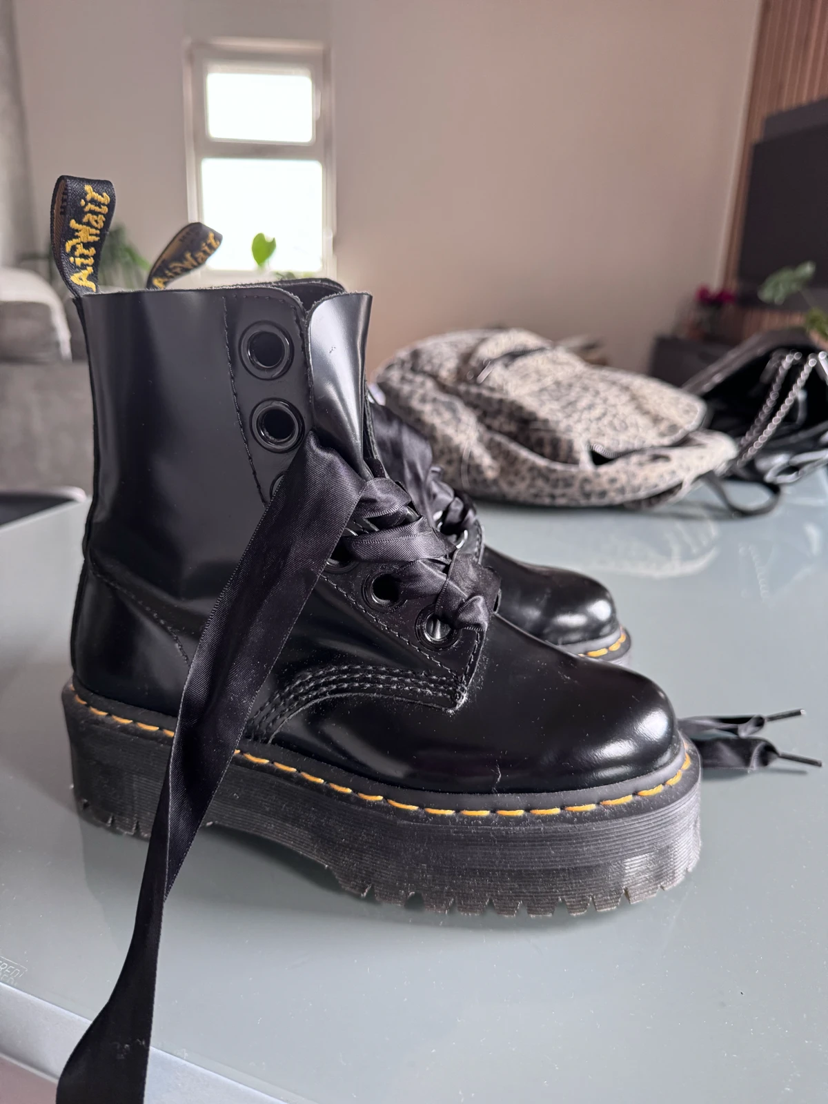 Nove Dr Martens martinke 37