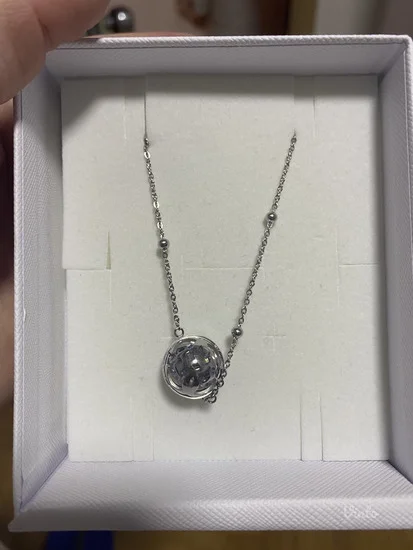 Guess ogrlica originalno pakovanje nova