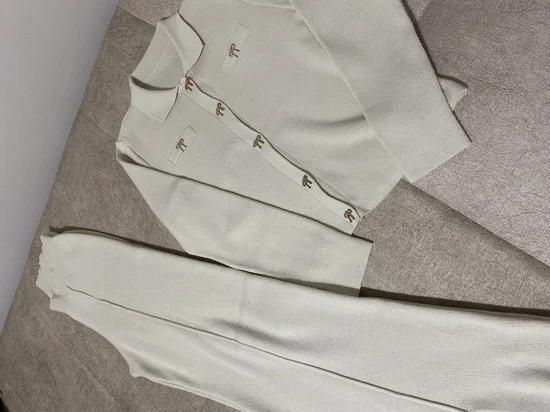 Trikotazni komplet dzemper i pantalone