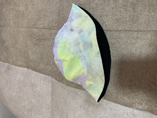 Nova letnja šarena kapa